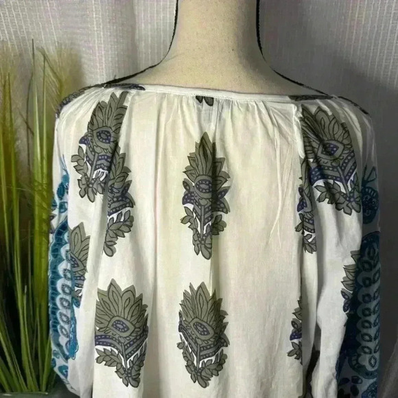 Talbots Women’s 1X Blouse Blue Imari Floral Medallion 3/4 Sleeve Crochet Accents - Picture 9 of 13